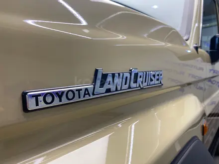 Toyota Land Cruiser 2023 года за 41 800 000 тг. в Алматы – фото 6