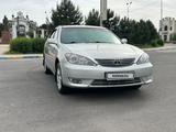 Toyota Camry 2004 года за 5 600 000 тг. в Туркестан – фото 3