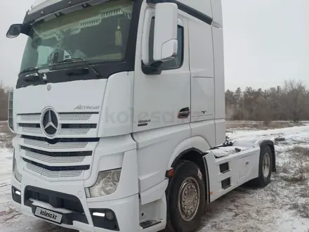 Mercedes-Benz  Actros 2012 года за 18 000 000 тг. в Уральск – фото 2