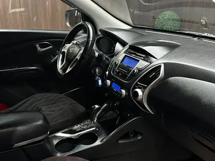 Hyundai Tucson 2012 года за 5 900 000 тг. в Актобе – фото 26