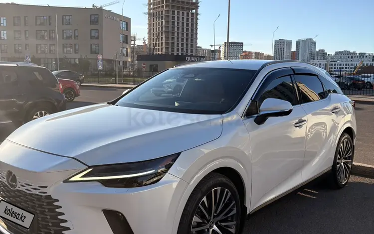 Lexus RX 350 2023 года за 35 500 000 тг. в Астана
