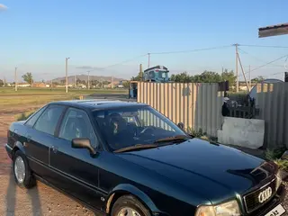 Audi 80