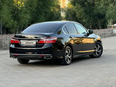 Honda Accord 2017 года за 7 100 000 тг. в Алматы – фото 4