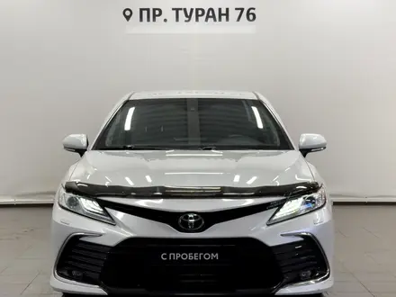 Toyota Camry 2021 года за 16 490 000 тг. в Астана – фото 5