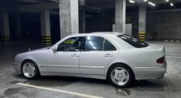 Mercedes-Benz E 320 2001 годаүшін4 700 000 тг. в Шымкент – фото 3