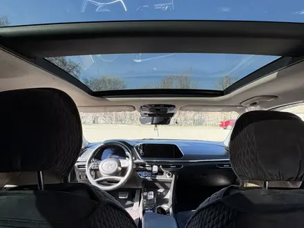 Hyundai Sonata 2020 года за 12 000 000 тг. в Усть-Каменогорск – фото 4