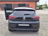 Renault Clio 2021 года за 5 500 000 тг. в Талдыкорган – фото 2