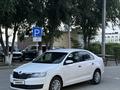 Skoda Rapid 2016 годаүшін5 450 000 тг. в Атырау – фото 4