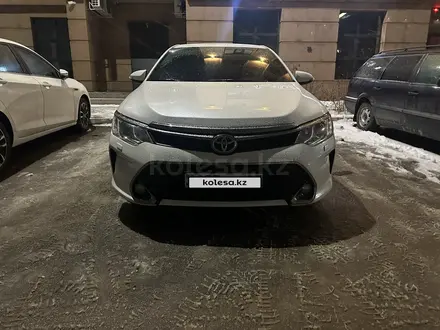 Toyota Camry 2015 года за 12 800 000 тг. в Кокшетау