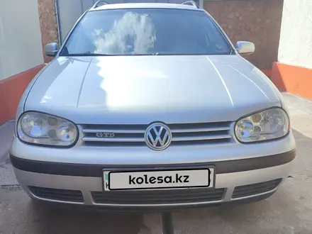 Volkswagen Golf 2003 года за 3 000 000 тг. в Шымкент