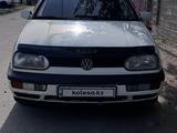 Volkswagen Golf 1994 годаүшін2 100 000 тг. в Алматы