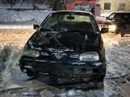 Volkswagen Golf 1994 года за 800 000 тг. в Астана