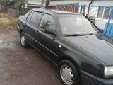 Volkswagen Vento 1992 года за 1 300 000 тг. в Караганда – фото 2
