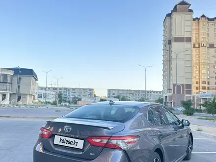 Toyota Camry 2019 года за 12 200 000 тг. в Актау – фото 4