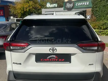 Toyota RAV4 2021 года за 15 950 000 тг. в Астана – фото 6