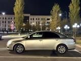 Toyota Avensis 2006 годаfor4 100 000 тг. в Атырау