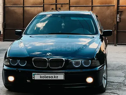 BMW 528 1997 года за 3 200 000 тг. в Шымкент