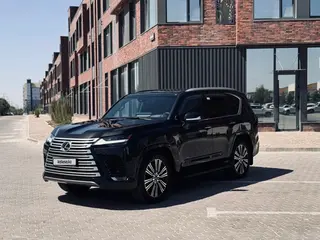Lexus LX 600