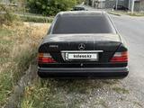 Mercedes-Benz E 280 1993 года за 950 000 тг. в Шымкент – фото 4