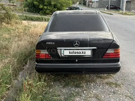 Mercedes-Benz E 280 1993 года за 950 000 тг. в Шымкент – фото 4