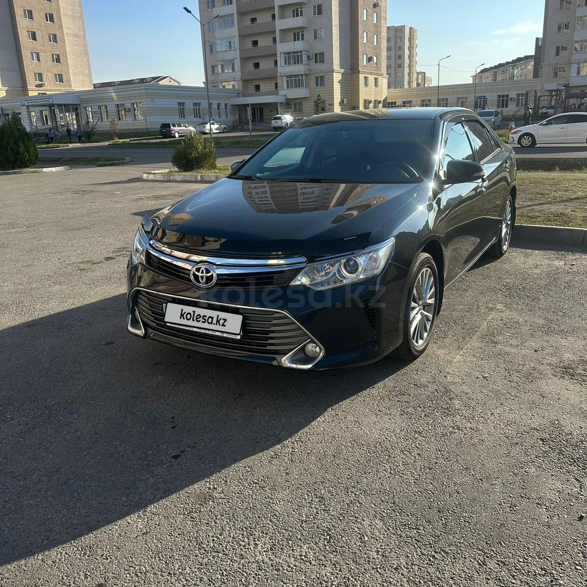 Toyota Camry 2016 г.