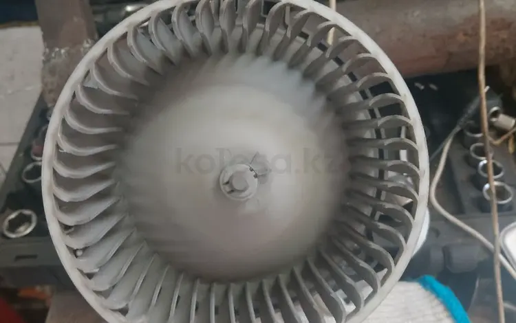 Моторчик печки за 20 000 тг. в Алматы