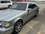 Mercedes-Benz S 320 1995 года за 2 950 000 тг. в Актау – фото 4