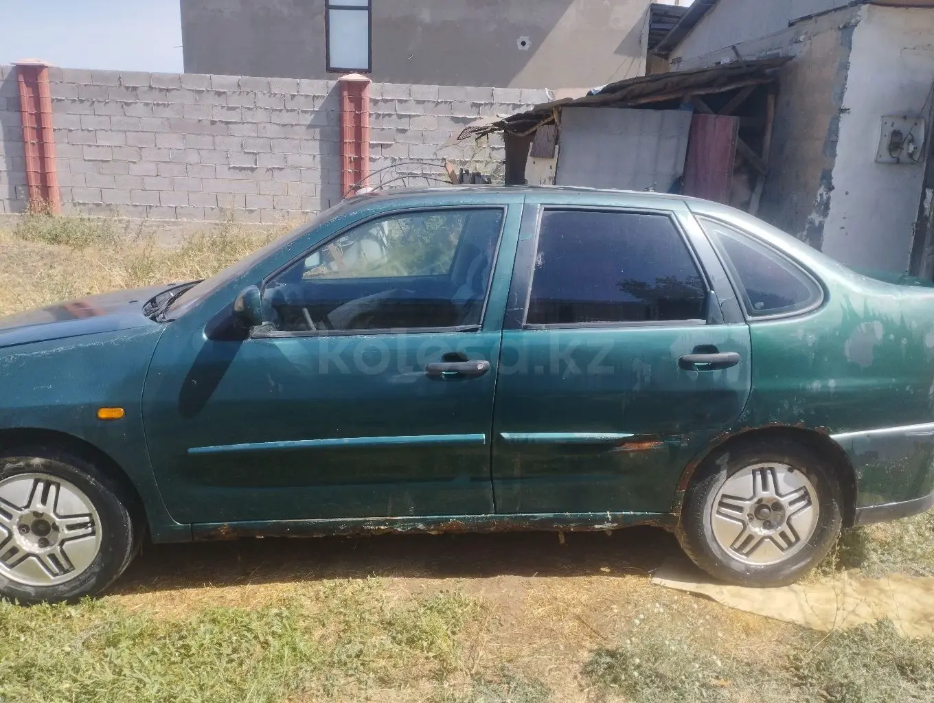 Volkswagen Polo, 1996