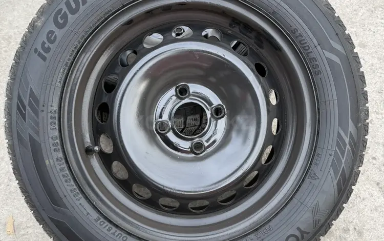 Зимнюю резину 185/65 r15 за 70 000 тг. в Алматы