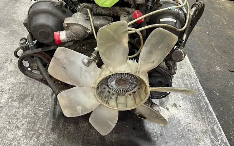 Двигатель 2UZ 2 UZ за 1 380 000 тг. в Экибастуз