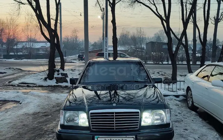 Mercedes-Benz E 220 1995 годаүшін2 800 000 тг. в Алматы