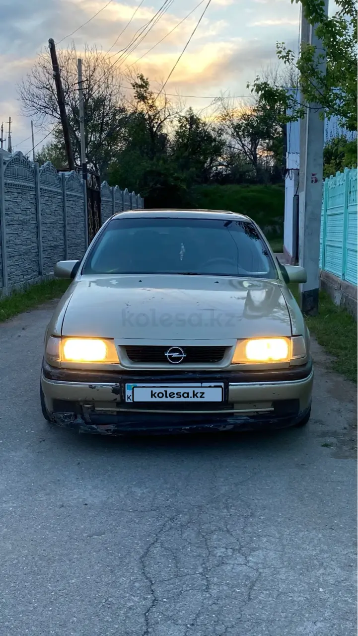 Opel Vectra, 1992