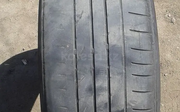 ОДНА шина 225/50 R18 — "Bridgestone Potenza RE050A" (Япония), лет за 12 000 тг. в Астана