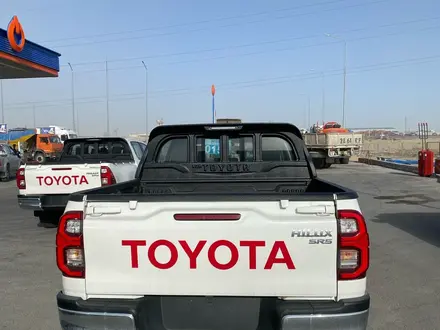 Toyota Hilux 2023 года за 21 500 000 тг. в Кульсары – фото 19