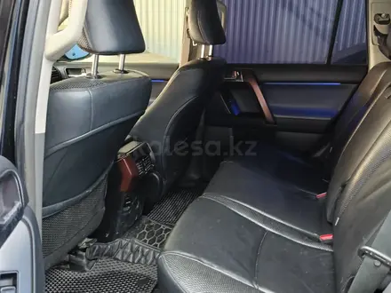 Toyota Land Cruiser Prado 2012 года за 13 140 750 тг. в Актобе – фото 8