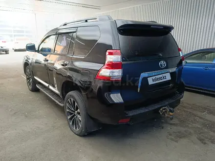 Toyota Land Cruiser Prado 2012 года за 13 140 750 тг. в Актобе – фото 5