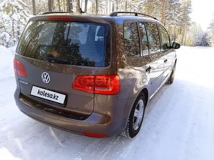 Volkswagen Touran 2012 года за 5 800 000 тг. в Кокшетау – фото 6