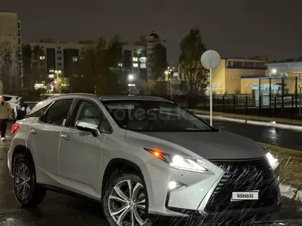 Lexus RX 350 2017 года за 14 400 000 тг. в Уральск – фото 6