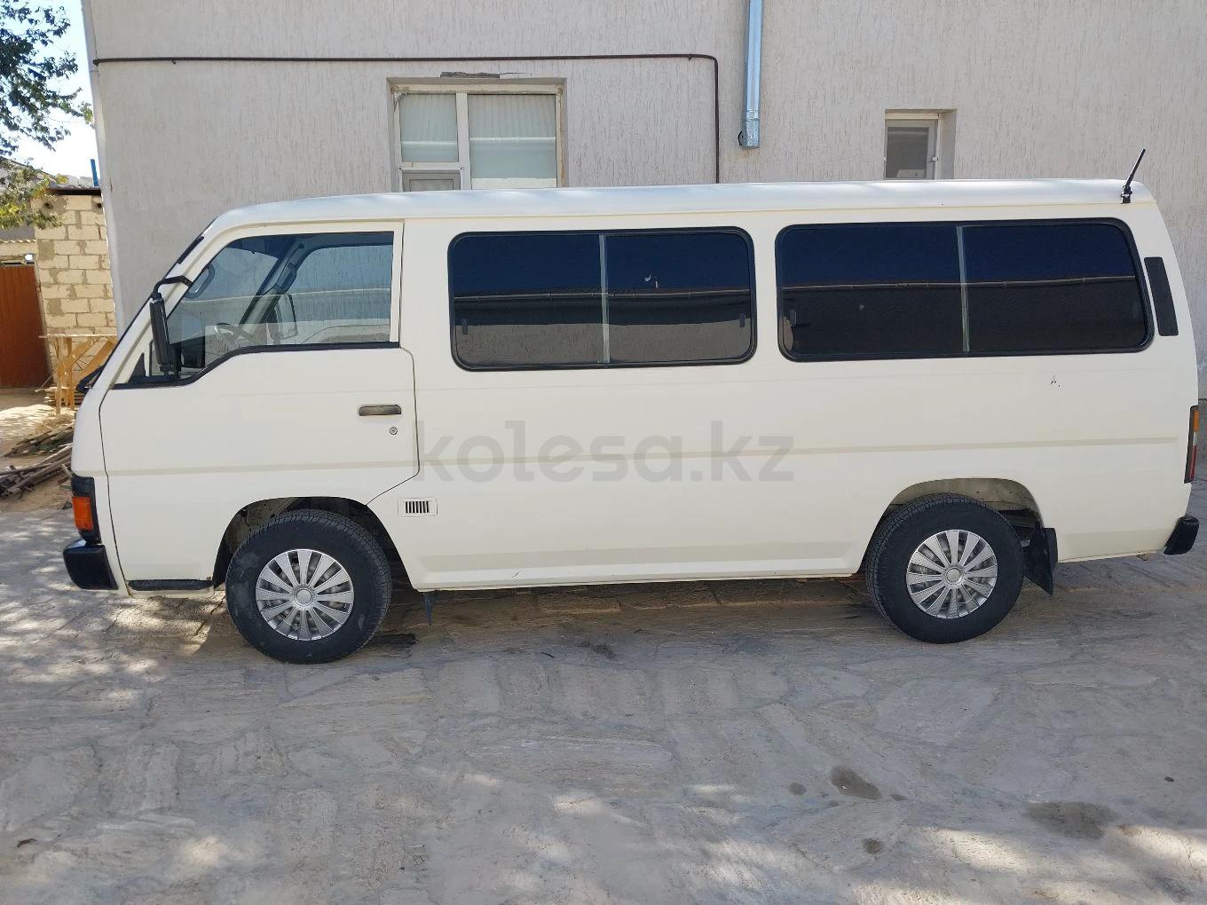 Nissan Urvan 1995 г.