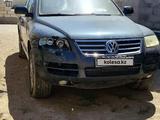 Volkswagen Touareg 2004 года за 4 000 000 тг. в Актау – фото 5