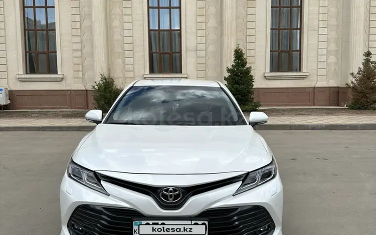 Toyota Camry 2020 года за 15 000 000 тг. в Астана