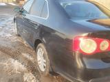 Volkswagen Jetta 2007 годаүшін2 500 000 тг. в Алматы