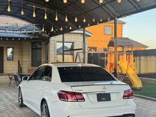 Mercedes-Benz E 400