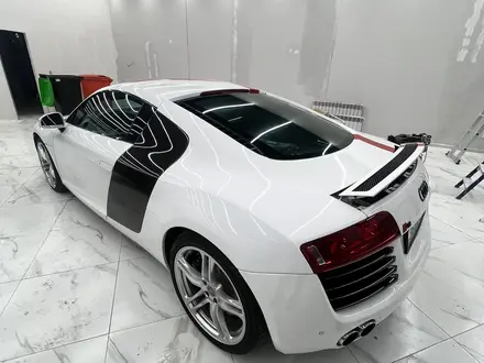 Audi R8 2008 года за 26 000 000 тг. в Алматы – фото 19