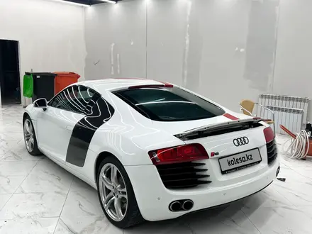 Audi R8 2008 года за 26 000 000 тг. в Алматы – фото 21