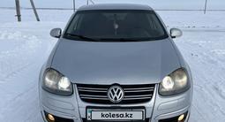 Volkswagen Jetta 2006 годаүшін3 500 000 тг. в Астана