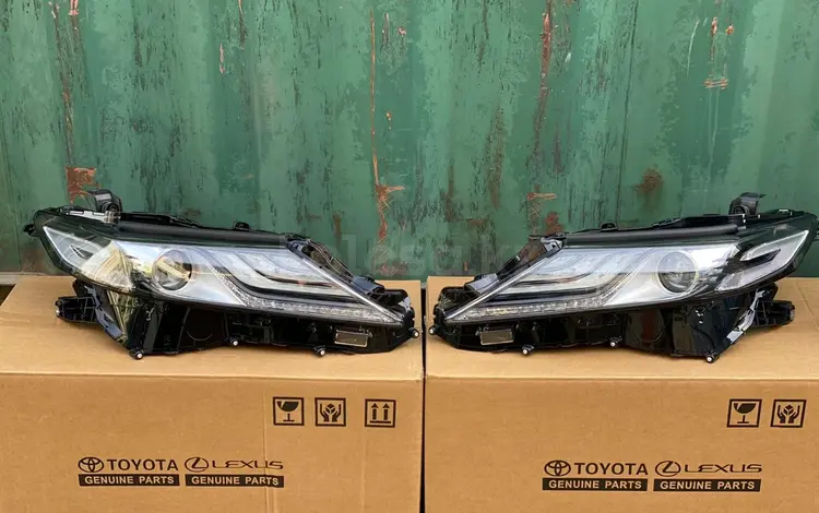 Фары передние на Toyota camry 75үшін180 000 тг. в Актау