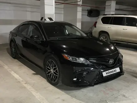 Toyota Camry 2018 года за 10 600 000 тг. в Астана – фото 25