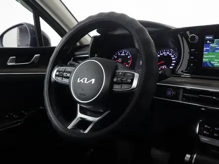 Kia K5 2022 года за 11 580 000 тг. в Астана – фото 18