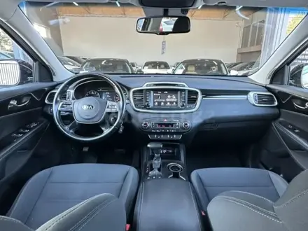 Kia Sorento 2018 года за 12 200 000 тг. в Шымкент – фото 8